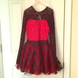 Weissman Medium Child dance costume.